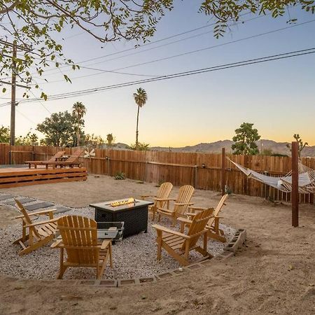 ジョシュア・ツリー Palm Vista Retreat *Hot Tub/Cowboy Pool/Hammocks*ヴィラ エクステリア 写真