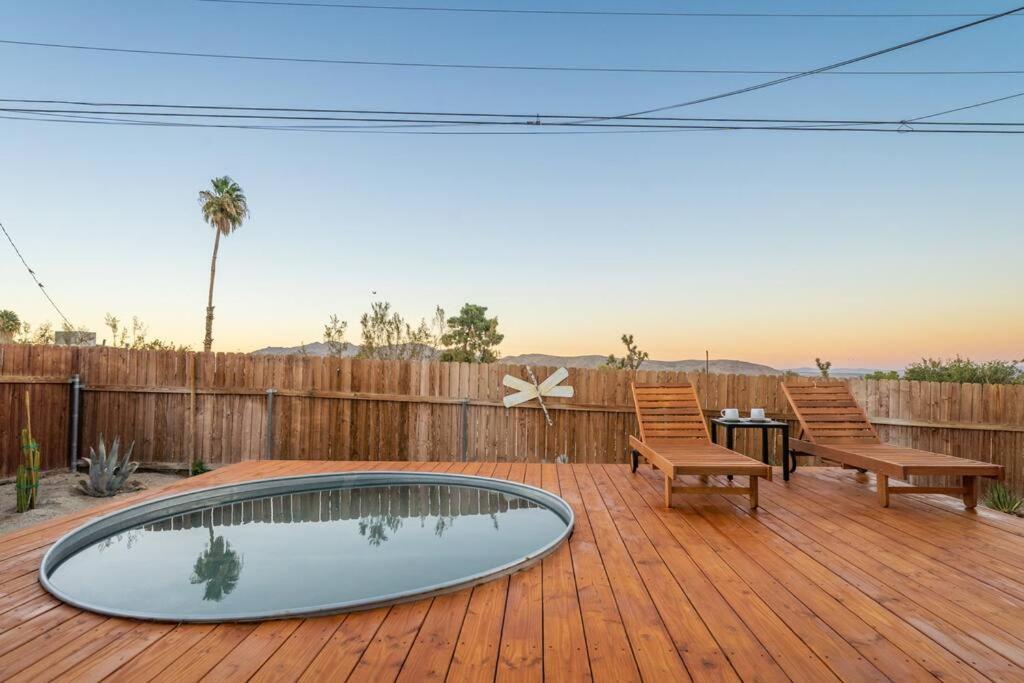 ジョシュア・ツリー Palm Vista Retreat *Hot Tub/Cowboy Pool/Hammocks*ヴィラ エクステリア 写真